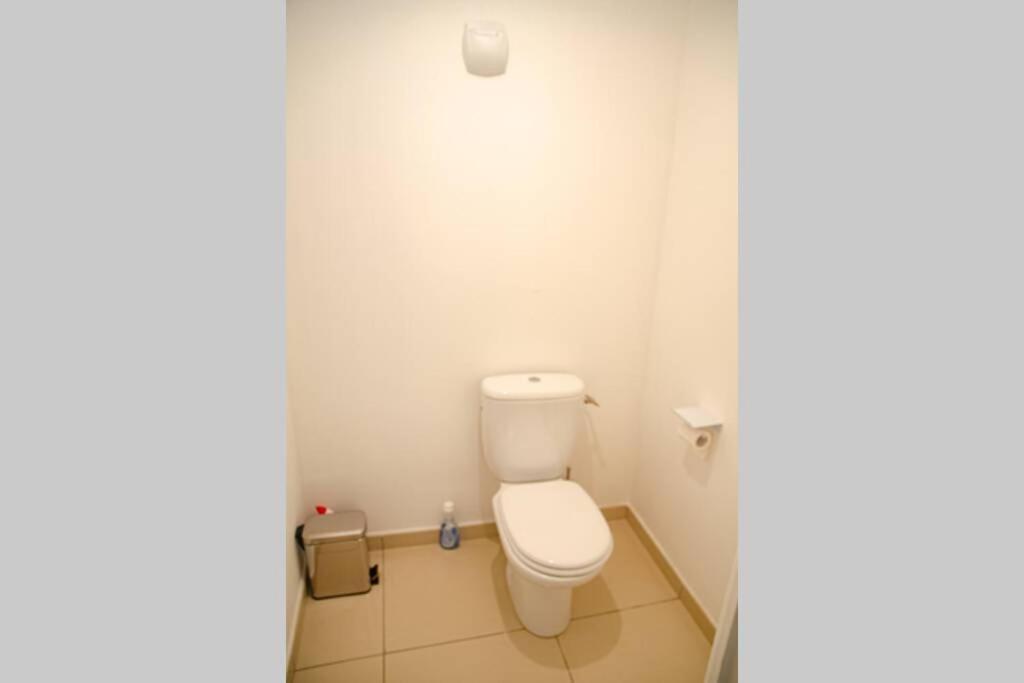 T2 Fleur De Lotus Apartment Saint-Denis Ngoại thất bức ảnh